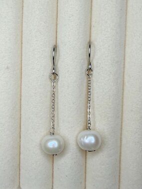 Pearl Drop Earrings